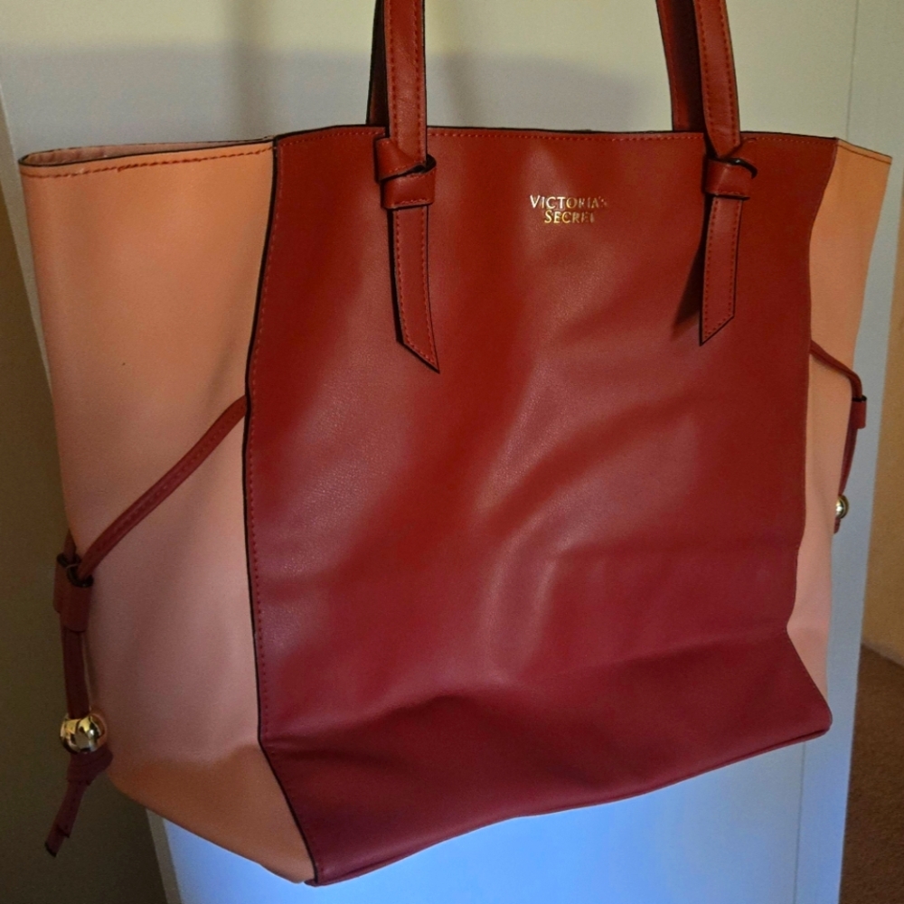 Victoria's Secret tote